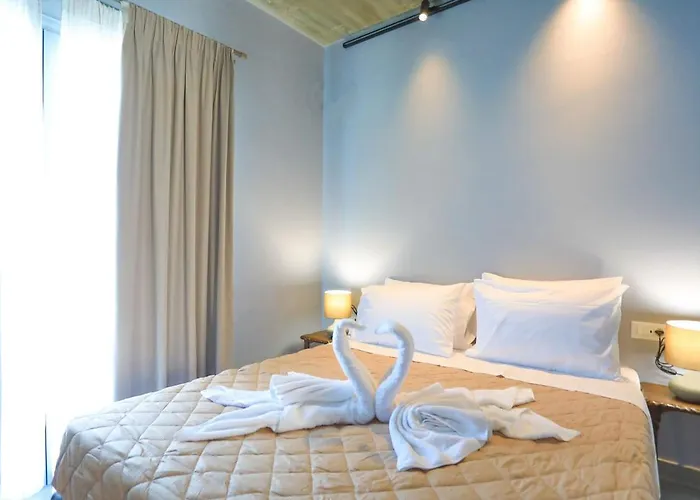 Christina ヴィラ Pouládes